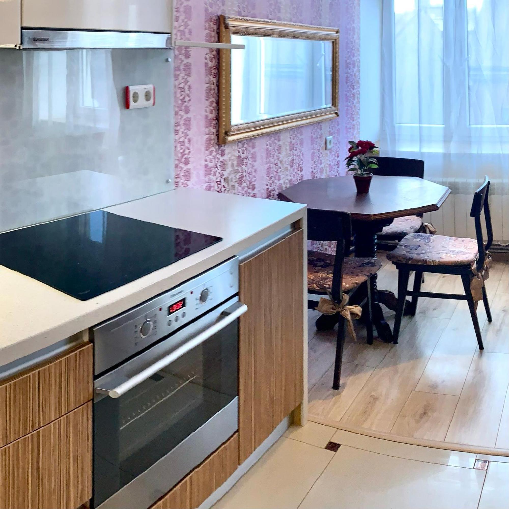 Fresh&Cozy Apartment, Parking Free, 15 Min Walk To Center Riga Bagian luar foto